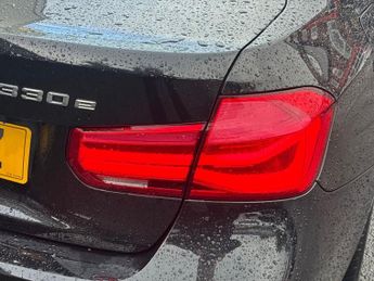 BMW 3 SERIES 2.0 330e 7.6kWh M Sport Saloon 4dr Petrol Plug-in Hybrid Auto Eu