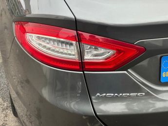 FORD MONDEO 1.5 TDCi ECOnetic Style Hatchback 5dr Diesel Manual Euro 6 (s/s)