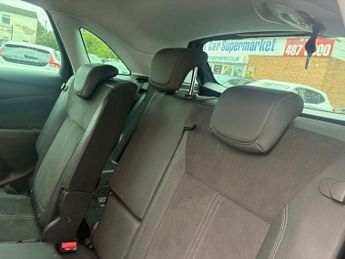 VAUXHALL CROSSLAND 1.2 Turbo Ultimate Nav SUV 5dr Petrol Auto Euro 6 (s/s) (130 ps)