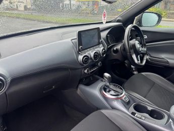 NISSAN JUKE 1.0 DIG-T Tekna SUV 5dr Petrol DCT Auto Euro 6 (s/s) (114 ps)