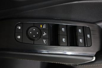 NISSAN QASHQAI 1.3 DIG-T MHEV N-Connecta XTRON Euro 6 (s/s) 5dr