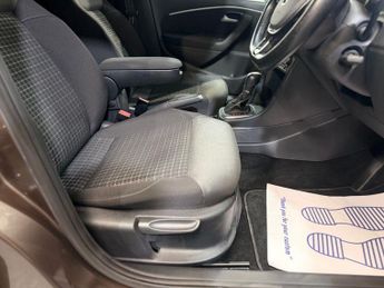 VOLKSWAGEN POLO 2016 Volkswagen Polo 1.2 TSI DSG Comfortline Auto Petrol – Japan
