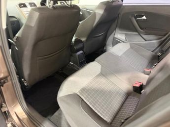 VOLKSWAGEN POLO 2016 Volkswagen Polo 1.2 TSI DSG Comfortline Auto Petrol – Japan