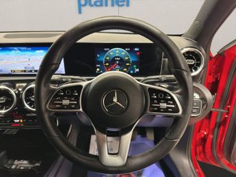 MERCEDES-BENZ A CLASS 1.3 A200 Sport (Executive) Hatchback 5dr Petrol 7G-DCT Euro 6 (s