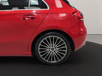MERCEDES-BENZ A CLASS 1.3 A200 Sport (Executive) Hatchback 5dr Petrol 7G-DCT Euro 6 (s