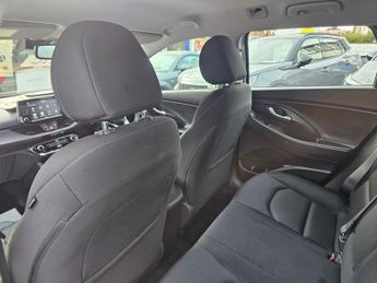 HYUNDAI I30 AUTOMATIC 1.4 T-GDi SE Nav Tourer 5dr Petrol DCT Euro 6 (s/s) (1