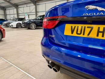 JAGUAR XF 2.0d R-Sport Saloon 4dr Diesel Auto Euro 6 (s/s) (180 ps)