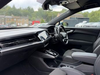 AUDI Q4 E-TRON 35 S line SUV 5dr Electric Auto 55kWh (170 ps)