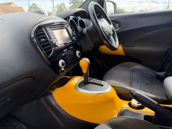 NISSAN JUKE 1.6 N-Connecta SUV 5dr Petrol XTRON Euro 6 (117 ps)