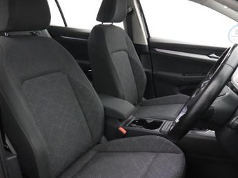 VOLKSWAGEN GOLF 1.5 TSI Life Estate 5dr Petrol Manual Euro 6 (s/s) (150 ps)