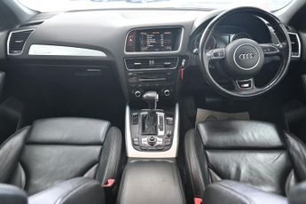AUDI Q5 2.0 TDI S line SUV 5dr Diesel S Tronic quattro Euro 5 (s/s) (177