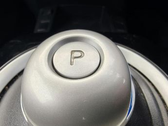 NISSAN LEAF 24kWh Acenta Hatchback 5dr Electric Auto (109 bhp)
