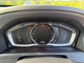 VOLVO XC60 2.4 D5 SE Lux Nav SUV 5dr Diesel Auto AWD Euro 6 (s/s) (220 ps)