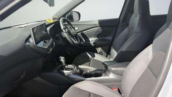 NISSAN JUKE 1.6 N-Connecta SUV 5dr Petrol Hybrid Auto Euro 6 (143 ps)