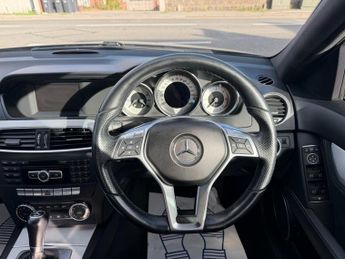 MERCEDES-BENZ C CLASS 2.1 C250 CDI AMG Sport Edition Saloon 4dr Diesel G-Tronic+ Euro 