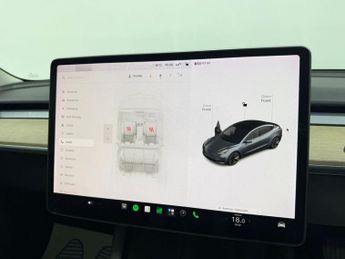 TESLA Model 3 Standard Range Plus Saloon 4dr Electric Auto RWD (241 bhp)