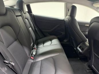 TESLA Model 3 Standard Range Plus Saloon 4dr Electric Auto RWD (241 bhp)