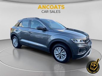 VOLKSWAGEN T-ROC 1.5 TSI Life SUV 5dr Petrol DSG Euro 6 (s/s) (150 ps)