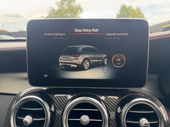 MERCEDES-BENZ GLC 3.0 GLC43 V6 AMG (Premium Plus) SUV 5dr Petrol G-Tronic+ 4MATIC 