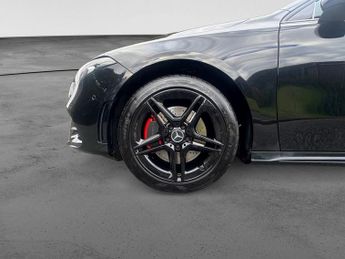 MERCEDES-BENZ A CLASS 1.3 A250e 15.6kWh AMG Line Edition (Premium Plus) Saloon 4dr Pet