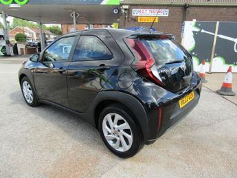 TOYOTA AYGO X 1.0 VVT-i Pure Hatchback 5dr Petrol x-shift Euro 6 (s/s) (72 ps)