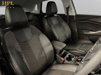 VAUXHALL GRANDLAND 1.2 Turbo Ultimate SUV 5dr Petrol Auto Euro 6 (s/s) (130 ps)