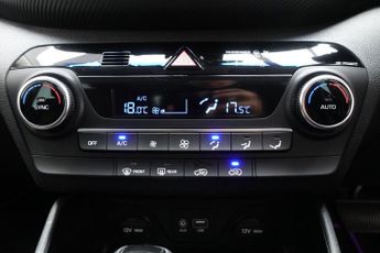 HYUNDAI TUCSON 1.6 T-GDi SE Nav SUV 5dr Petrol DCT Euro 6 (s/s) (177 ps)