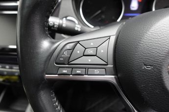 NISSAN QASHQAI 1.3 DIG-T N-Connecta SUV 5dr Petrol DCT Auto Euro 6 (s/s) (160 p