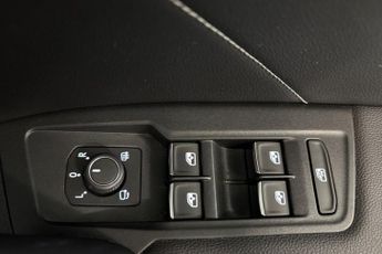 VOLKSWAGEN TIGUAN 1.5 TSI EVO R-Line Tech SUV 5dr Petrol DSG Euro 6 (s/s) (150 ps)