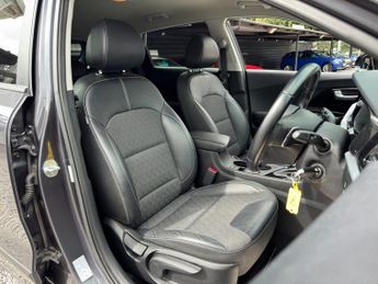 KIA NIRO 1.6 GDi 2 Hybrid DCT 5dr - AUTO!