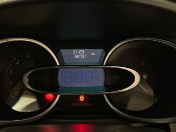 RENAULT CLIO 1.5 dCi Dynamique S Nav Hatchback 5dr Diesel Auto Euro 6 (90 ps)