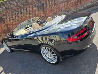 ASTON MARTIN DB9 5.9 Volante 2dr Petrol Seq (EU4) (394 g/km, 450 bhp)