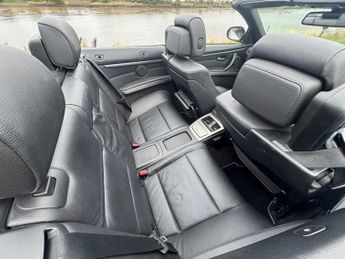 BMW 3 SERIES 2.0 320d M Sport Convertible 2dr Diesel Auto Euro 5 (184 ps)