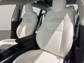 TESLA Model 3 (Dual Motor) Performance Saloon 4dr Electric Auto 4WDE (Performa