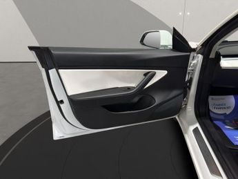 TESLA Model 3 (Dual Motor) Performance Saloon 4dr Electric Auto 4WDE (Performa