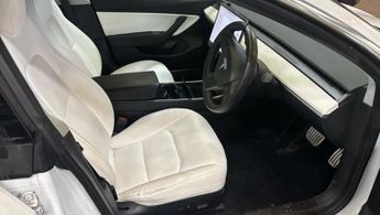 TESLA Model 3 (Dual Motor) Performance Saloon 4dr Electric Auto 4WDE (Performa
