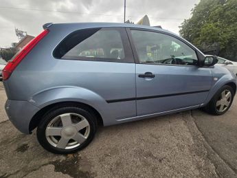 FORD FIESTA 1.4 Zetec Hatchback 3dr Petrol Manual (158 g/km, 79 bhp)
