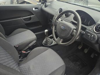 FORD FIESTA 1.4 Zetec Hatchback 3dr Petrol Manual (158 g/km, 79 bhp)