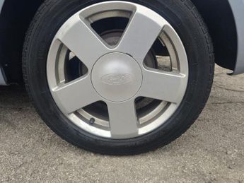 FORD FIESTA 1.4 Zetec Hatchback 3dr Petrol Manual (158 g/km, 79 bhp)