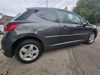 PEUGEOT 207 1.4 VTi Sportium Hatchback 3dr Petrol Manual Euro 5 (95 ps)