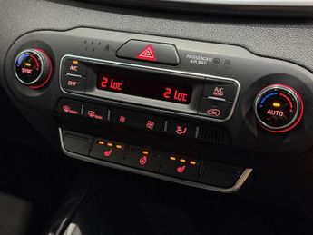 KIA SORENTO 2.2 CRDi KX-2 SUV 5dr Diesel Auto AWD Euro 6 (s/s) (197 bhp)