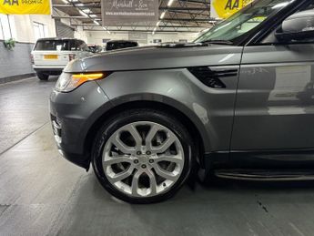 LAND ROVER RANGE ROVER SPORT 3.0 SD V6 HSE SUV 5dr Diesel Auto 4WD Euro 5 (s/s) (292 ps)