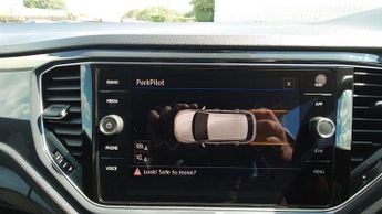 VOLKSWAGEN T-ROC 1.5 TSI GPF EVO SEL SUV 5dr Petrol DSG Euro 6 (s/s) (150 ps)