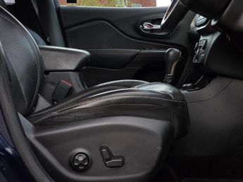 JEEP CHEROKEE 2.2 MultiJetII Limited SUV 5dr Diesel Auto 4WD Euro 6 (s/s) (200