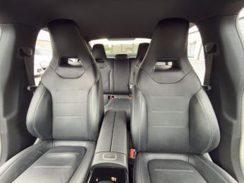 MERCEDES-BENZ CLA 1.3 CLA200 AMG Line Coupe 4dr Petrol 7G-DCT Euro 6 (s/s) (163 ps