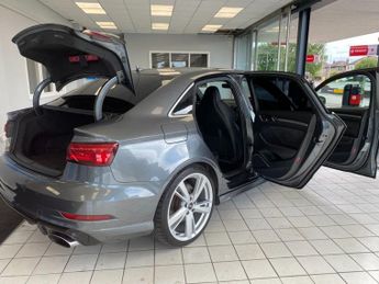 AUDI RS3 2.5 TFSI Saloon 4dr Petrol S Tronic quattro Euro 6 (s/s) (400 ps