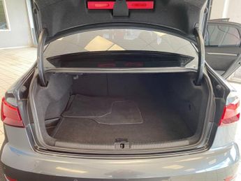AUDI RS3 2.5 TFSI Saloon 4dr Petrol S Tronic quattro Euro 6 (s/s) (400 ps