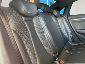 AUDI RS3 2.5 TFSI Saloon 4dr Petrol S Tronic quattro Euro 6 (s/s) (400 ps