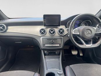 MERCEDES-BENZ CLA 2.1 CLA200d AMG Line Coupe 4dr Diesel 7G-DCT Euro 6 (s/s) (136 p