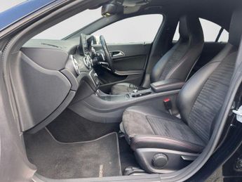 MERCEDES-BENZ CLA 2.1 CLA200d AMG Line Coupe 4dr Diesel 7G-DCT Euro 6 (s/s) (136 p